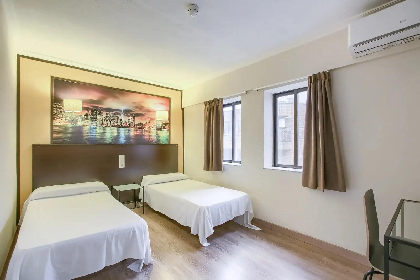 Habitación doble con dos camas individuales - Hotel Castilla Fuenlabrada